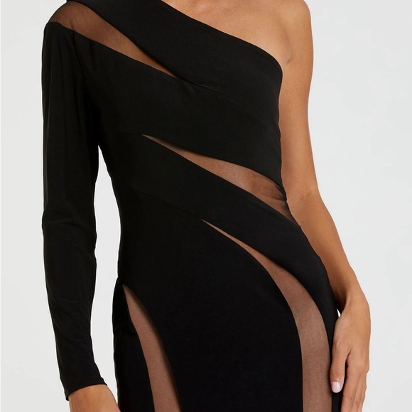 Mac Duggal Black One-Shoulder Gown 11311 - Picture 4 of 11